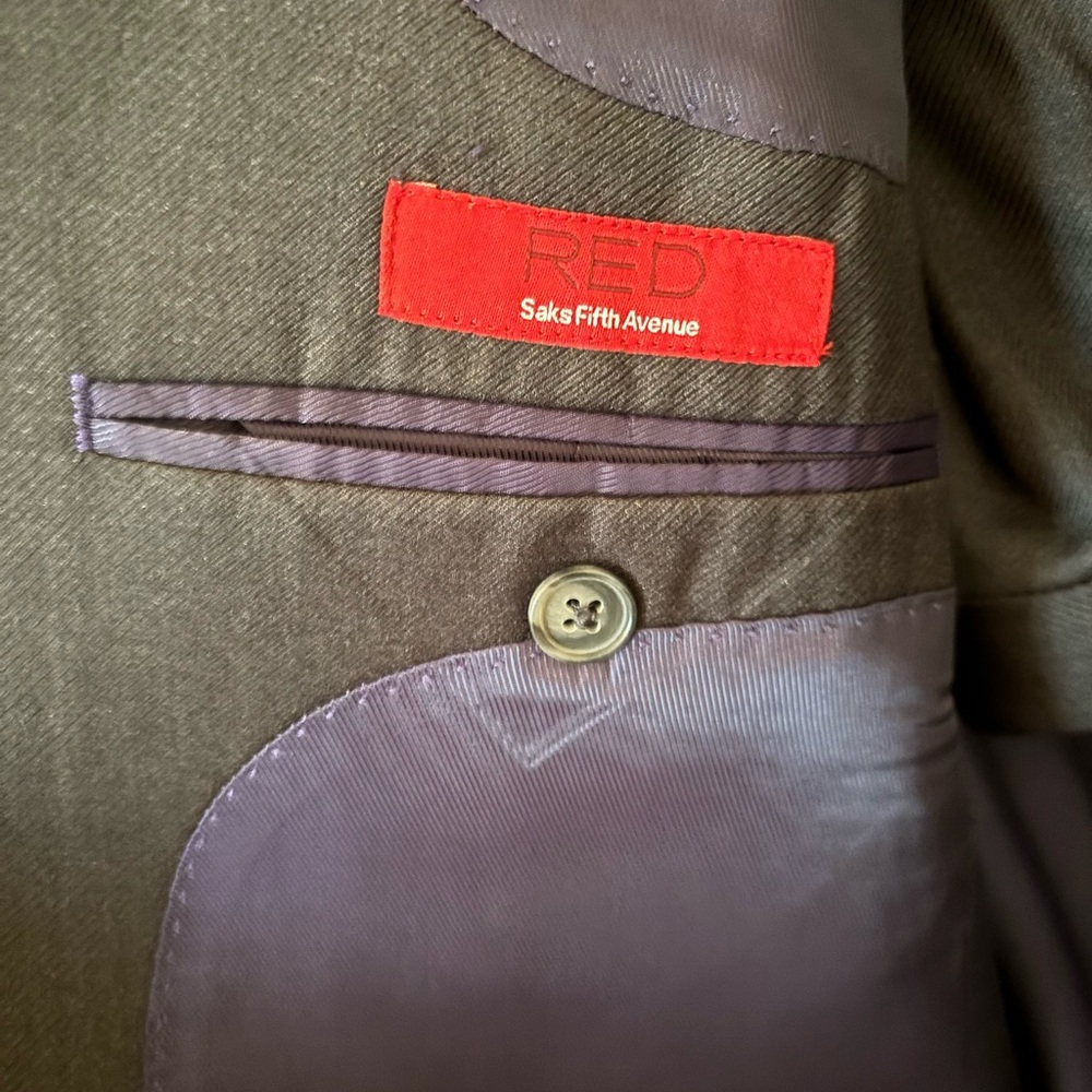 Tall Slim men’s suit:SAKS men’s suit Red label 42L slim, EXCELLENT CONDITION - Picture 3 of 6